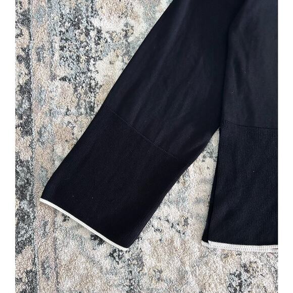 KOTN Women’s Black Aswan Turtleneck Sweater Bell Sleeves 100% Egyptian Cotton M - Picture 4 of 8